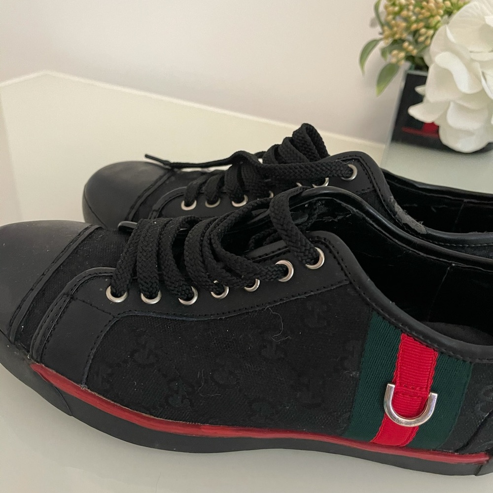 Gucci women sneakers 10